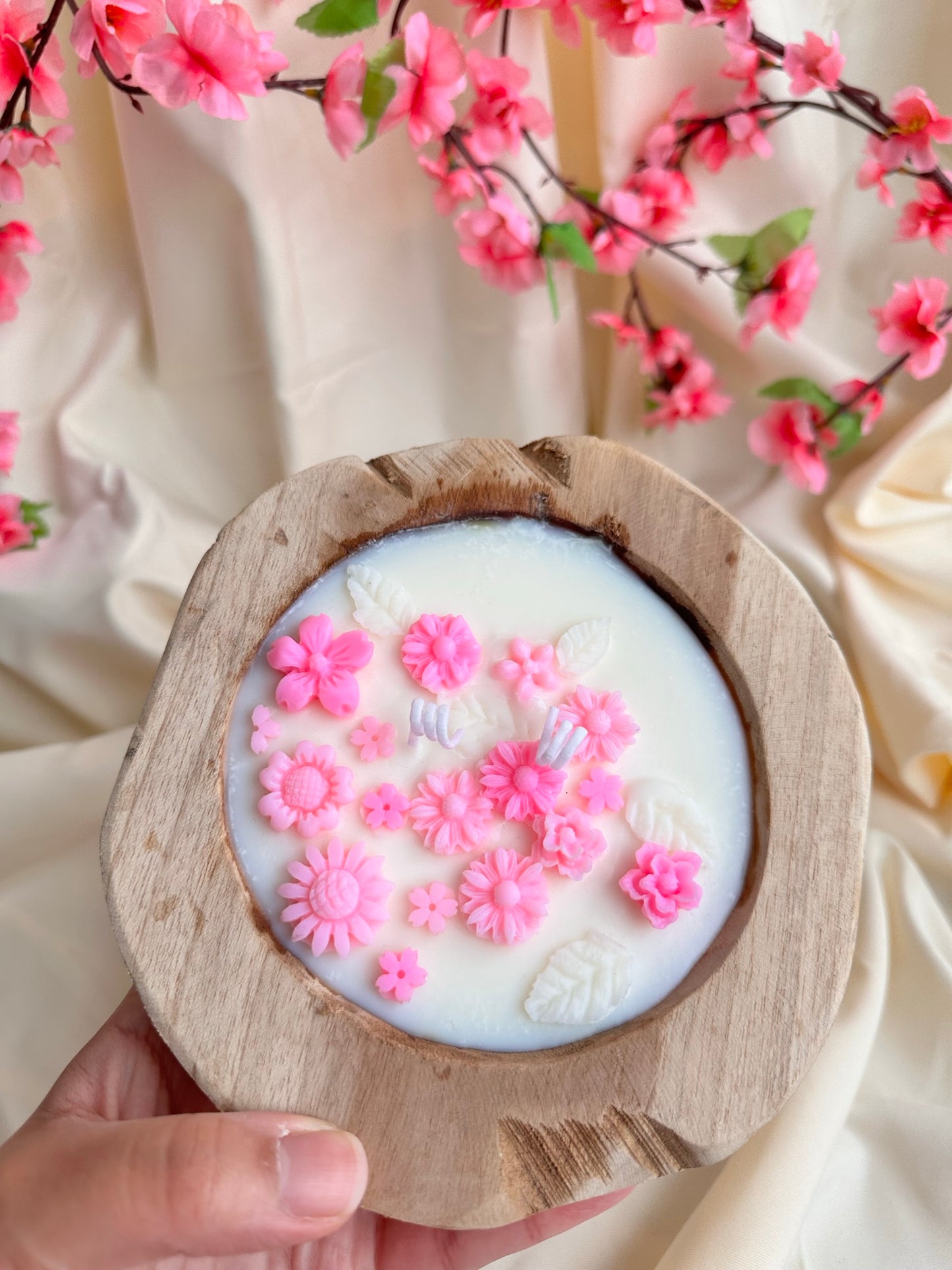 Teake  flower candle